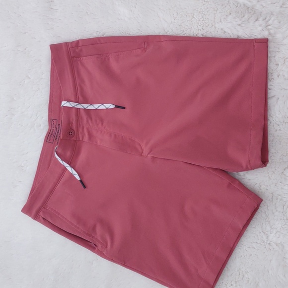 VINEYARD VINES PERFORMANCE SHORT. - Picture 3 of 14